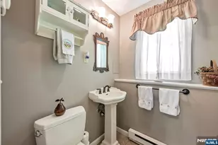 19 Rabbit Run, West Milford, NJ 07435 - Photo 15