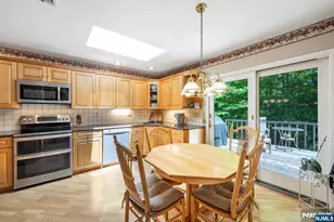 19 Rabbit Run, West Milford, NJ 07435 - Photo 11