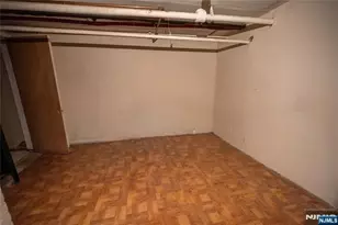 352 7th St, Newark, NJ 07107 - Photo 27