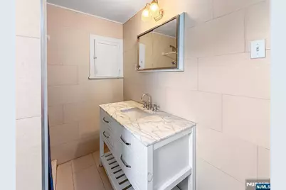 35 Green Avenue 2 #2, Madison, NJ 07940 - Photo 13