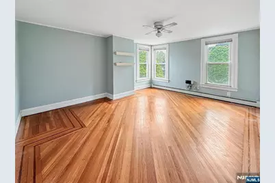 35 Green Avenue 2 #2, Madison, NJ 07940 - Photo 3