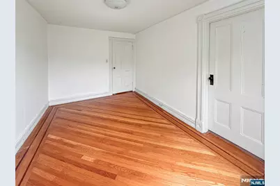 35 Green Avenue 2 #2, Madison, NJ 07940 - Photo 9