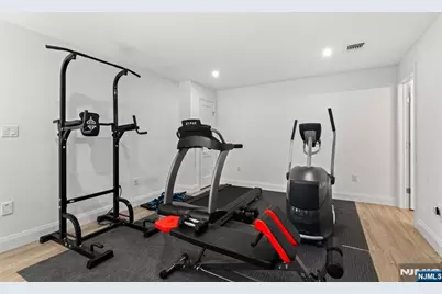 1480 15th Street B #B, Fort Lee, NJ 07024 - Photo 31