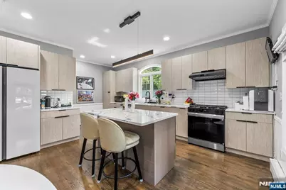 200 Hillside Avenue, River Edge, NJ 07661 - Photo 17