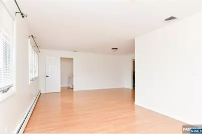 67 Park Row 2 #2, Wallington, NJ 07057 - Photo 3