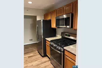 6-3 Vernon Court, Waldwick, NJ 07463 - Photo 1