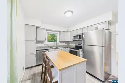 114 Ackerman Avenue, Ridgewood, NJ 07450 - Photo 9
