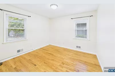 114 Ackerman Avenue, Ridgewood, NJ 07450 - Photo 15