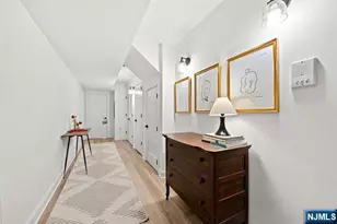 966 Summit Ave 1, Jersey City, NJ 07307 - Photo 15