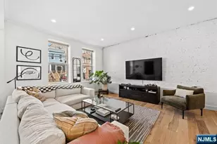 966 Summit Ave 1, Jersey City, NJ 07307 - Photo 5