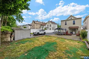 171 Burgess Pl, Passaic, NJ 07055 - Photo 27