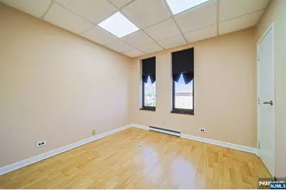 1625 Anderson Avenue 204 #204, Fort Lee, NJ 07024 - Photo 7