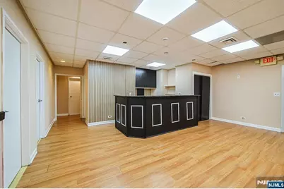 1625 Anderson Avenue 204 #204, Fort Lee, NJ 07024 - Photo 5