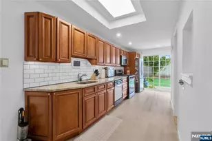 30 Belmont Ave, Belleville, NJ 07109 - Photo 15