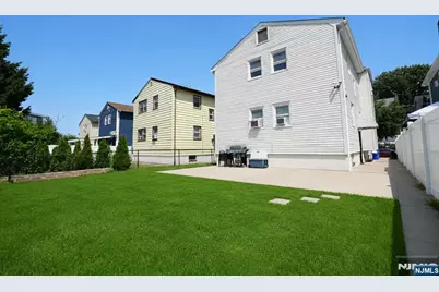 88 Manchester Place, Newark, NJ 07104 - Photo 35
