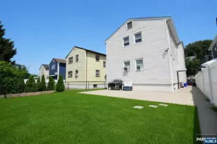88 Manchester Pl, Newark, NJ 07104 - Photo 35