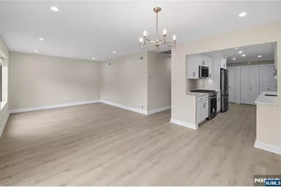 14 Holiday Court, River Vale Township, NJ 07675 - Photo 13