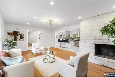 496 Seven Oaks Court, Orange, NJ 07050 - Photo 3