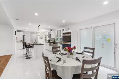 496 Seven Oaks Court, Orange, NJ 07050 - Photo 5