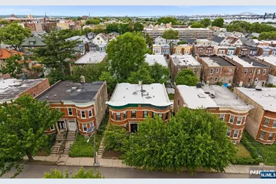 257 Woodlawn Avenue, Jersey City, NJ 07305 - Photo 29