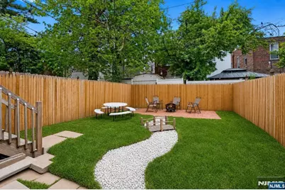 257 Woodlawn Avenue, Jersey City, NJ 07305 - Photo 23