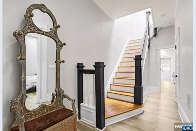 257 Woodlawn Avenue, Jersey City, NJ 07305 - Photo 3