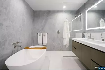 320 Adolphus Avenue 316 #316, Cliffside Park, NJ 07010 - Photo 9