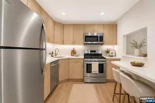 601 Lilac Ln, Mahwah, NJ 07430 - Photo 11