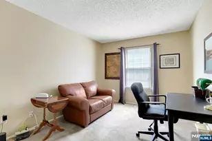 601 Lilac Ln, Mahwah, NJ 07430 - Photo 17