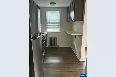 415 Ridge Road E #E, North Arlington, NJ 07031 - Photo 3