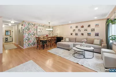 219 Pond Terrace 2B #2B, Washington Township, NJ 07676 - Photo 3