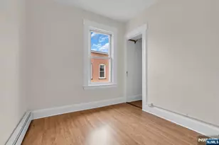 199 Hayward Pl, Wallington, NJ 07057 - Photo 11