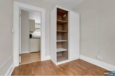199 Hayward Place, Wallington, NJ 07057 - Photo 7