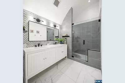1101 Bloomfield Street, Hoboken, NJ 07030 - Photo 35