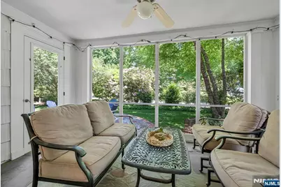 151 Valley View Avenue, Ridgewood, NJ 07450 - Photo 9