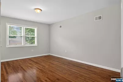 103 Berkshire Place, Irvington, NJ 07111 - Photo 7