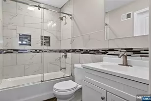 103 Berkshire Pl, Irvington, NJ 07111 - Photo 9