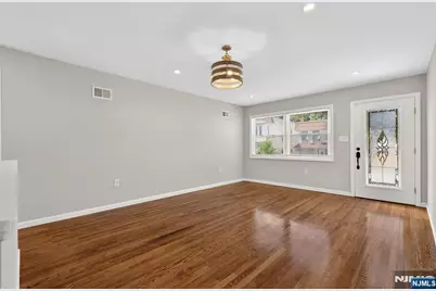 103 Berkshire Place, Irvington, NJ 07111 - Photo 3