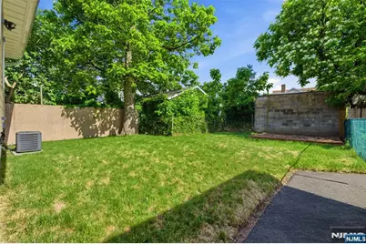 103 Berkshire Place, Irvington, NJ 07111 - Photo 19