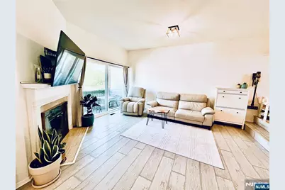 504 Windsor Drive, Palisades Park, NJ 07650 - Photo 11