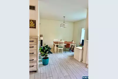 504 Windsor Drive, Palisades Park, NJ 07650 - Photo 13