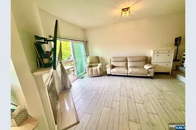 504 Windsor Drive 104 #104, Palisades Park, NJ 07650 - Photo 7