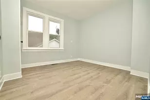 58 Sidney St, Lodi, NJ 07644 - Photo 9