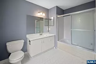 2278 Nash Ct, Mahwah, NJ 07430 - Photo 23