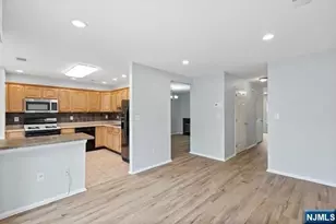 2278 Nash Ct, Mahwah, NJ 07430 - Photo 11