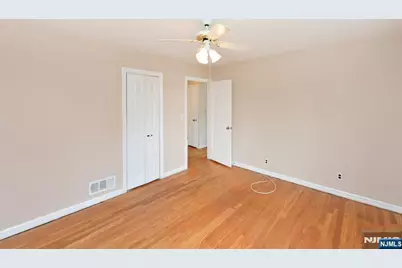 28-19 Warren Road, Fair Lawn, NJ 07410 - Photo 7