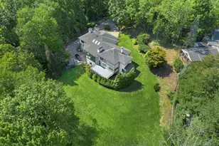 1 Lambs Ln, Cresskill, NJ 07626 - Photo 7