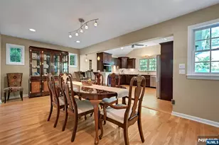 34 Eastbrook Dr, River Edge, NJ 07661 - Photo 7