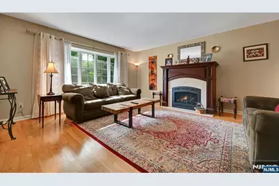 34 Eastbrook Drive, River Edge, NJ 07661 - Photo 3