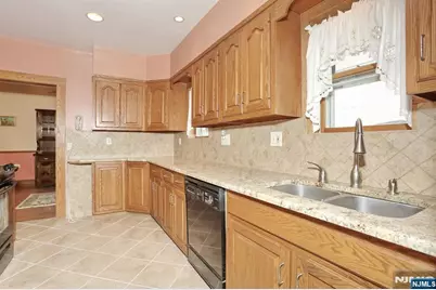 116 W Quackenbush Avenue, Dumont, NJ 07628 - Photo 19